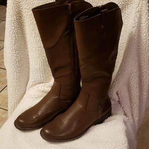 Brown knee high boots, sz 10